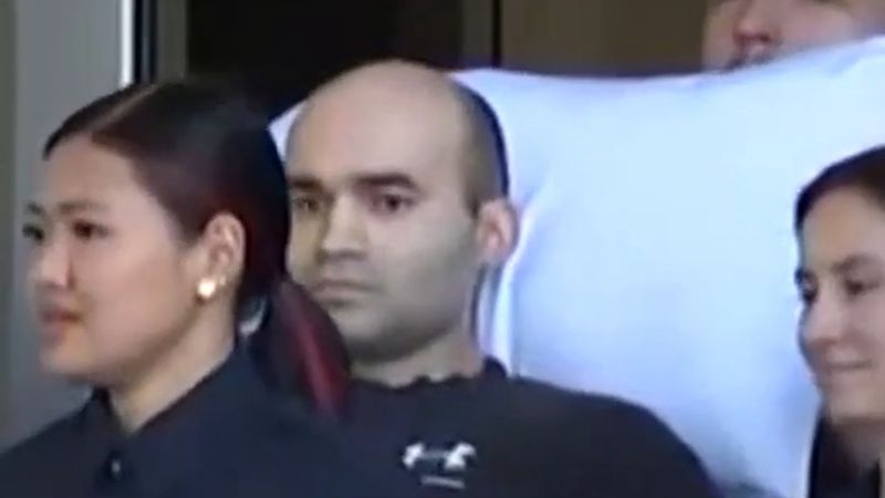 12 kurşunla vurulan Philadelphia polisi Hector Rodriguez taburcu oldu