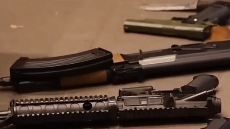 Remscheid'da atölyesinden 300'e yakın silah çıkan oto ustası için karar cuma bekleniyor