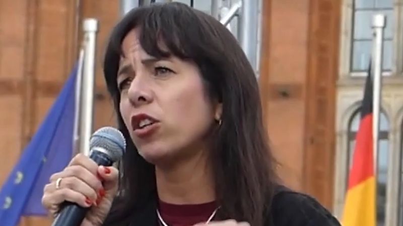 Türk kökenli Elif Eralp: Kendimi ve ailemi tehlikeye atamam