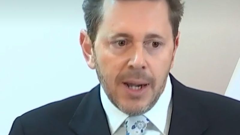 Eski Ekonomi Bakanı Harald Mahrer'e lüks saat soruşturması