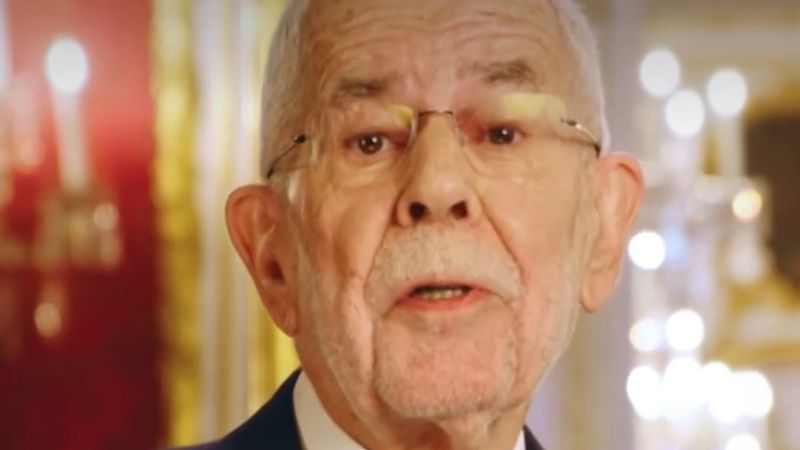 Van der Bellen Avusturya'da doğan çocuklara otomatik vatandaşlığı destekleyeceğini söyledi