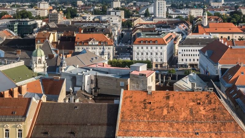Klagenfurt'ta kundaklama şüphelisi olay yerine geri döndü
