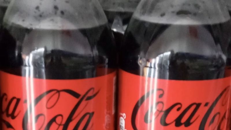 Belçika'da Colruyt ve Okay'de satılan 12'li Coca-Cola Zero Sugar paketleri yanlış etiket nedeniyle satıştan çekildi
