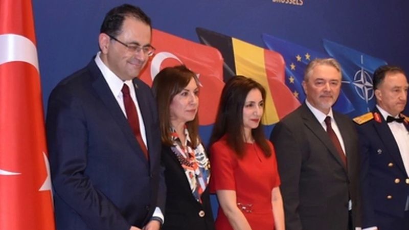 Belçika'daki üç Türk temsilciliği Cumhuriyet'in 103. yılını Genval'de kutladı