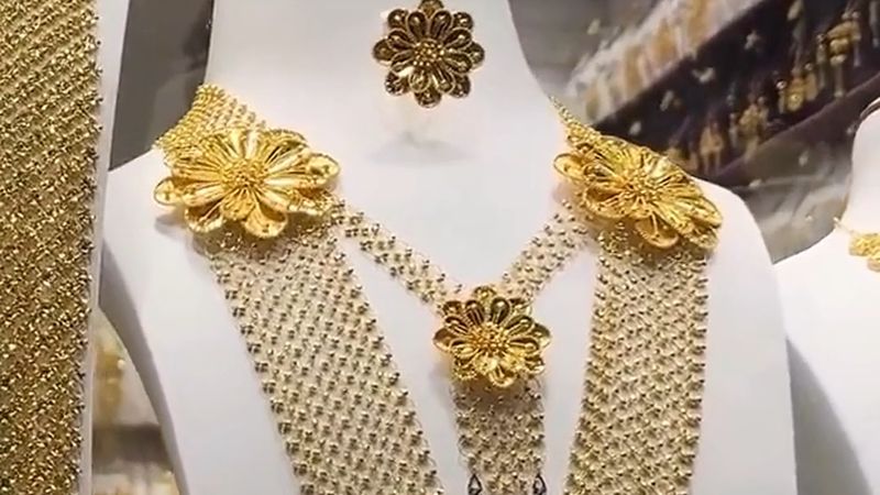 Dubai'de 22 ayar altının gramı 446,25 dirhem