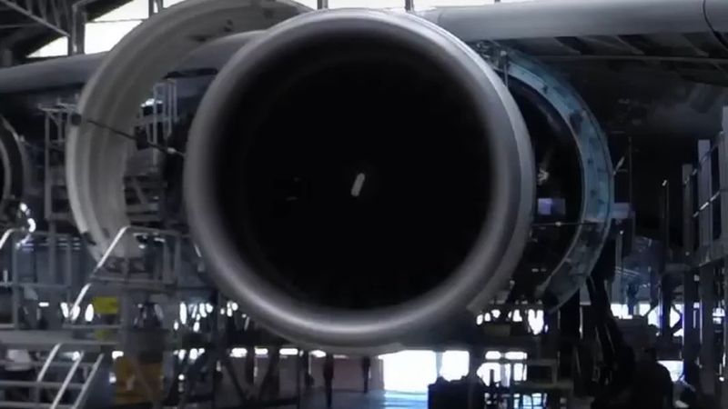 Emirates'in 7 A380 uçağı motor bakımı gecikmesiyle yerde bekliyor