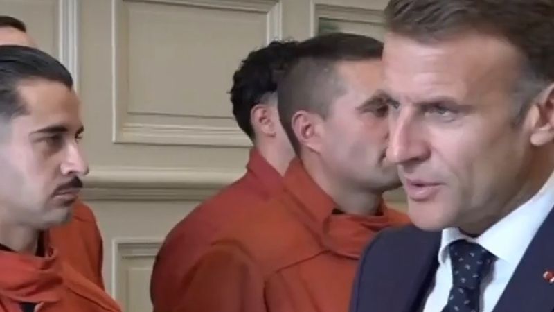 Macron, 17 Ekim yağmasının ardından Marsilya'ya sürpriz ziyaret yaptı