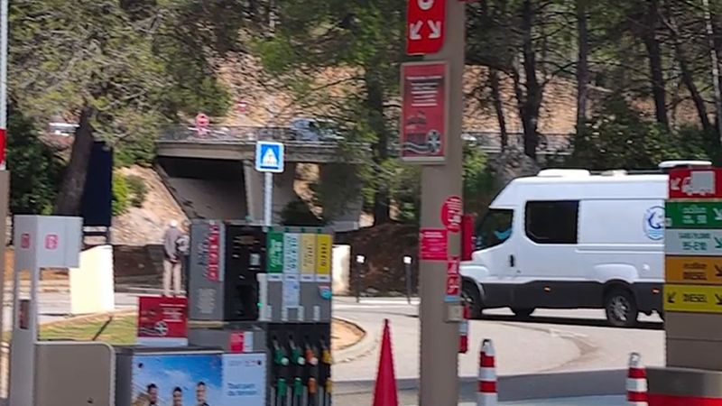 Fransa'da motorin kıtlığı bir haftada yüzde 20'den fazla arttı