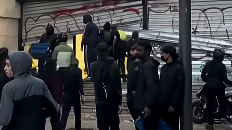 Marsilya'da polis 30 binden fazla yağmacı saydı: yüzlerce dükkân yağmalandı