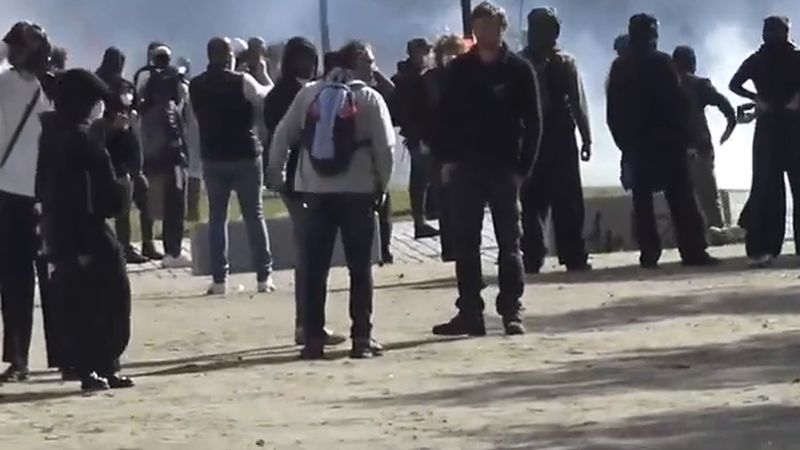 Nantes ve Saint-Nazaire'de 24 Ekim gösteri yasağı, 18 yaş altına gece sokağa çıkma yasağı