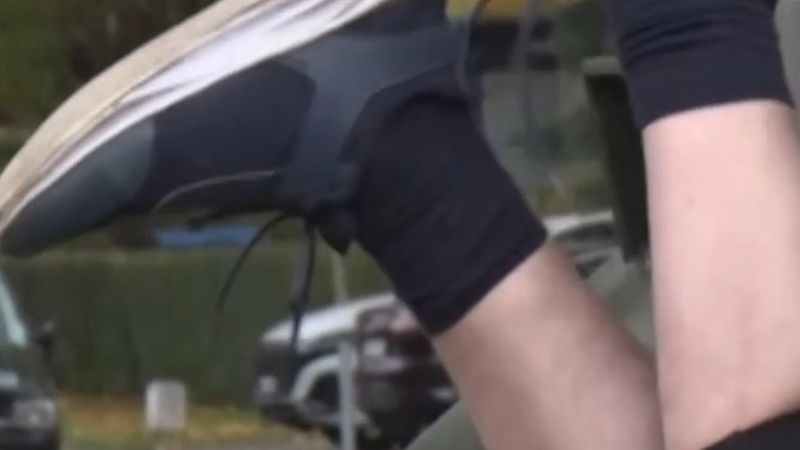 Hamburg'da elektronik atık konteynerine sıkışan adam hakkında yakalama kararı çıktı