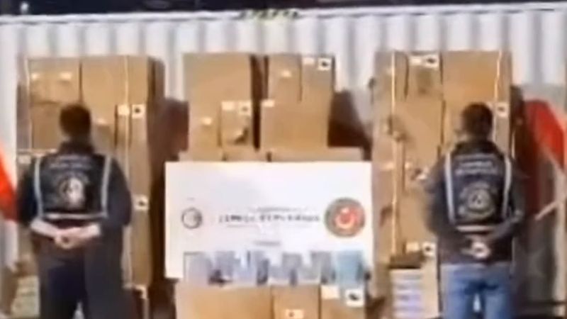 İstanbul'da Türkiye tarihinin en büyük elektronik sigara yakalaması: 142 bin 100 cihaz