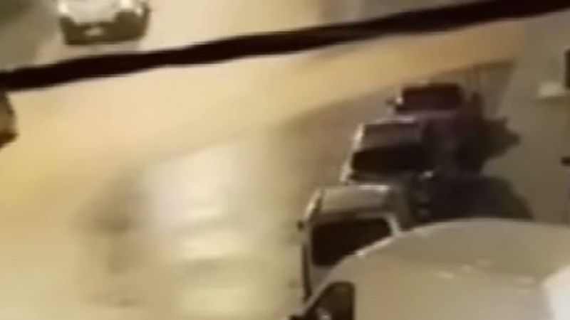 İstanbul'da sağanak: Tuzla ve Pendik'te yollar göle döndü, araçlar suda mahsur kaldı