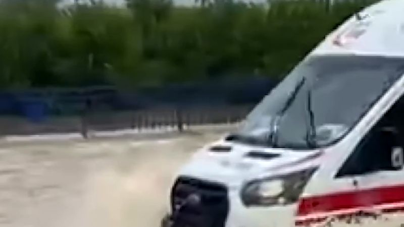 Muğla Dalaman'da Tersakan Deresi taştı, evler ve yollar su altında