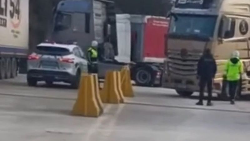 Kapıkule ve Hamzabeyli'de tır şoförleri Bulgaristan'a çıkışları yeniden durdurdu
