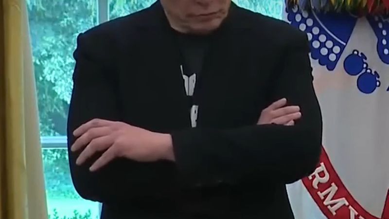 Musk'ın Ukrayna'da Starlink'i bizzat kısıtlattığı iddia edildi