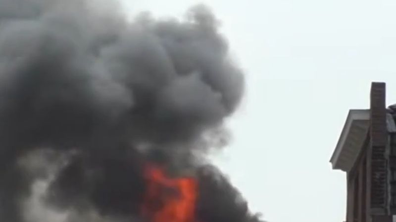 Rotterdam-Feijenoord'da yanan evde ceset: dördüncü şüpheli Polonya'da gözaltında