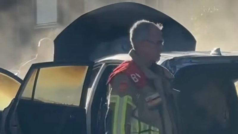 Lemiers'de seyir halindeki otomobil alev aldı, sürücü araçtan çıkmayı başardı