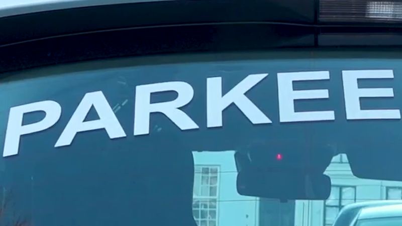 Dordrecht'te 1 Kasım'dan itibaren park cezası cama bırakılmayacak, postayla gelecek