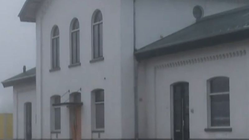 Hollanda'da 720 tonluk tarihi istasyon binası yerinden kaydırılıyor