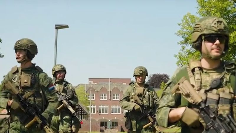 Hollanda'da Leiderdorp ve Oud Ade'de 30-31 Ekim'de 125 askerle tatbikat: atış sesleri duyulabilir