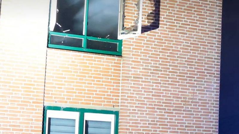 Leusden'de evde patlama, ardından apartmanda büyük yangın: bütün daireler boşaltıldı