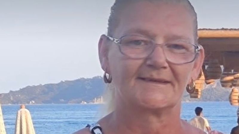 Kanseri yenen Liverpool'lu büyükanne Anne Morris, kutlama için gittiği İçmeler'de hayatını kaybetti