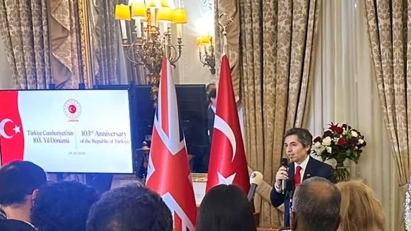 Londra'da büyükelçilik rezidansında Cumhuriyet'in 103. yılı resepsiyonu