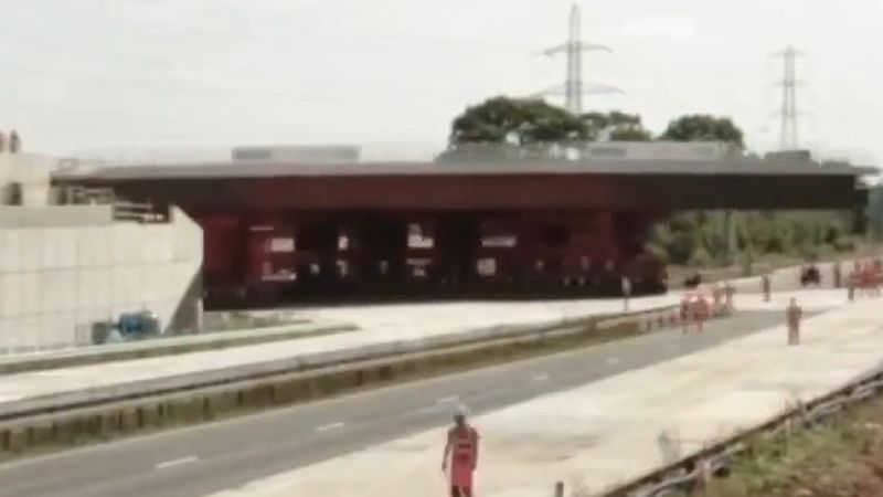 Birmingham Havalimanı yolu M42, 23 Ekim Cuma akşamından 26 Ekim Pazartesi sabahına kadar kapalı