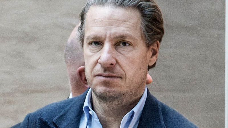 İsveç'te milyoner Oscar Engelbert'in lüks cipi ve botu icradan satılıyor