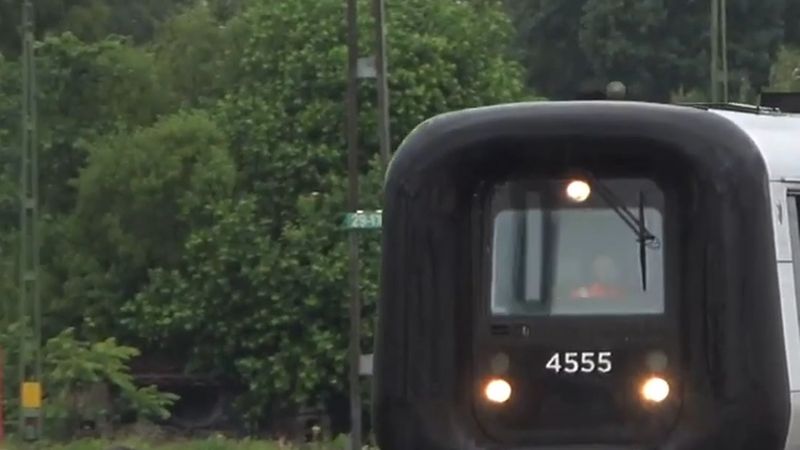 Kristianstad-Karlskrona arasında 25 Ekim Pazar 03.00-15.00 tren yok: fırtına uyarısı nedeniyle tüm seferler durduruldu