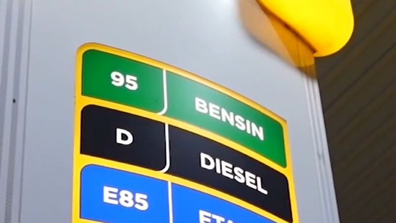 İsveç'te indirimden bir gün sonra mazota 15 öre zam: litresi 23,24 kron, E85 30 öre arttı