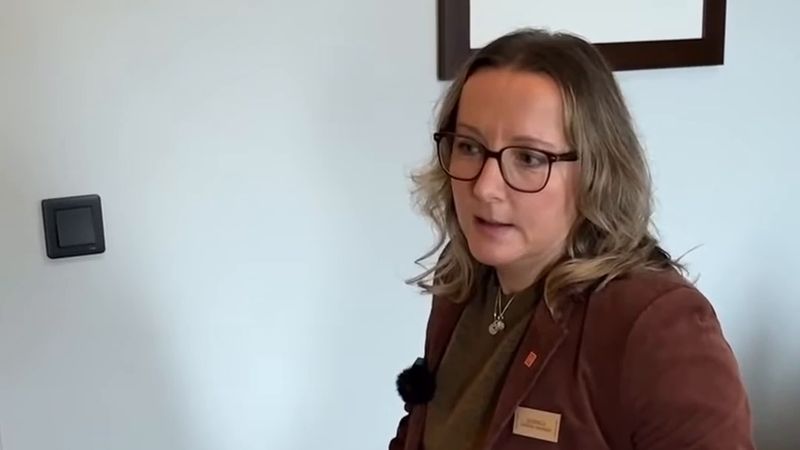 Jönköping'deki Hotell Victoria'da otel müdürünün bile uyumayı reddettiği oda