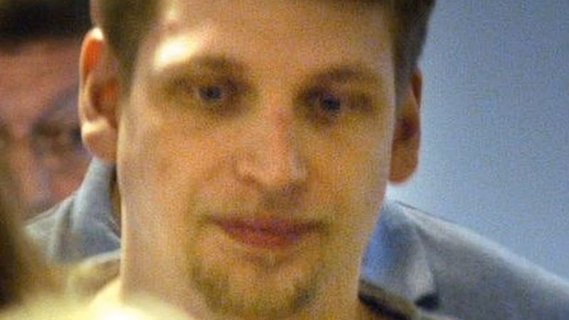 Polis katili Tony Olsson yarın Stockholm'de kilise ayininde konuşacak, sosyal medyada büyük öfke