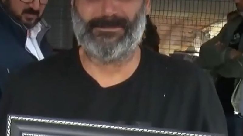 Adana'da iki gencin ölümüne neden olan alkollü sürücü tahliye edildi; acılı baba: “Kendi evladımı bana yıkattılar”