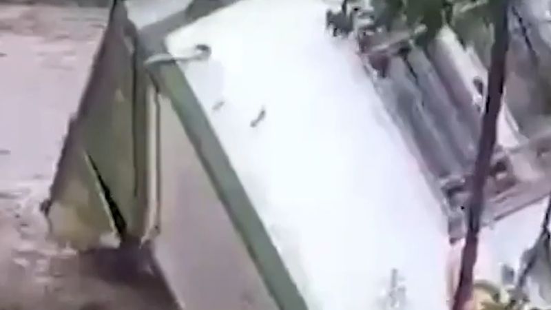 Meteoroloji 45 il için sarı ve turuncu kod verdi: çok kuvvetli sağanak, fırtına ve kar uyarısı