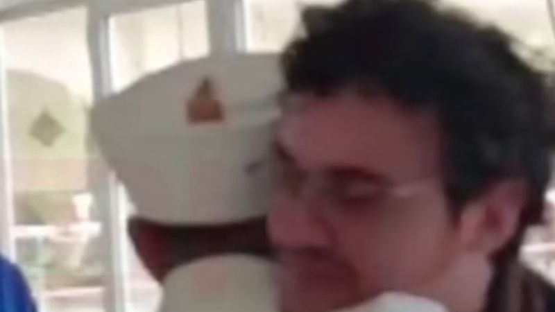 Burdur Ağlasun'u ziyaret eden Avustralyalı turist Nicholas Mattei Müslüman oldu