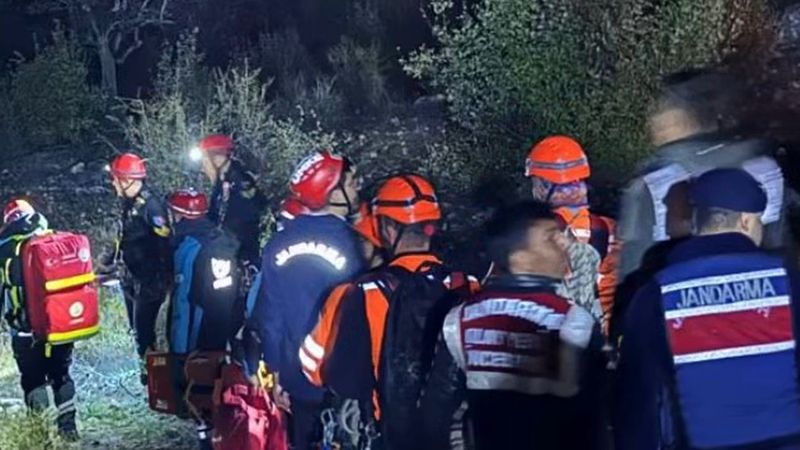 Isparta Yazılı Kanyon'da İHH ekibi kayboldu: 1 kişi hayatını kaybetti, 13 kişi mahsur