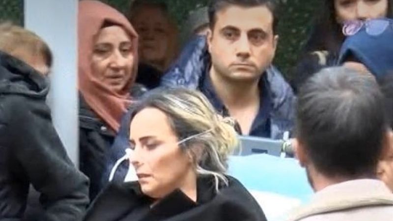 Maltepe'de çöken binada yaralanan anne, 5 yaşındaki kızının cenazesine sedyeyle getirildi
