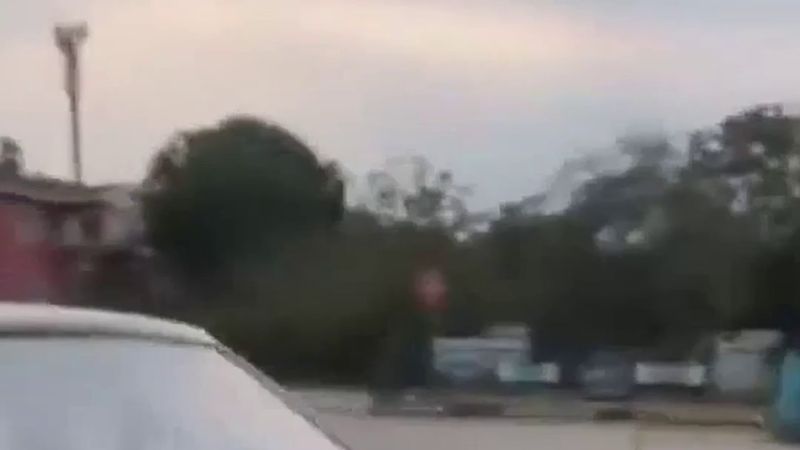 Kocaeli'de geri vites lambası yüzünden muayeneden kalan sürücü isyan etti