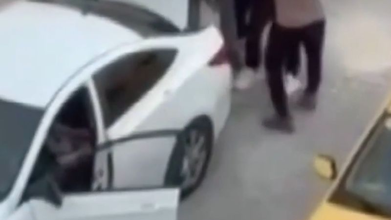 Adana'da bir adam zorla otomobil bagajına bindirilip kaçırıldı