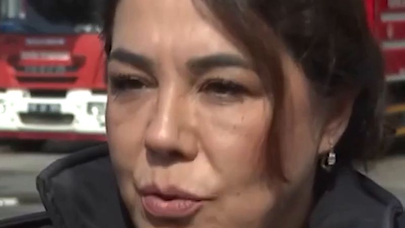 İzmir depreminde oğlu Berk'i kaybeden anne Meryem Kaya Öztürk itfaiyede hayat kurtarıyor