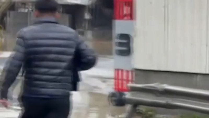 Sarıyer'de su basan fabrikada mahsur kalan işçiler 24 saat sonra kurtarıldı